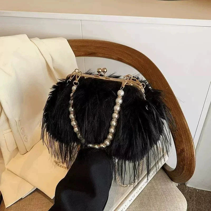 Large Capacity Lock Buckle Shoulder Crossbody Bag