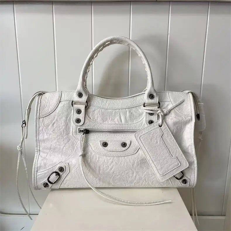 Parisian Rivet Motorcycle Bag Spicy Girl Retro High-End Feel Pillow Crossbody Bag