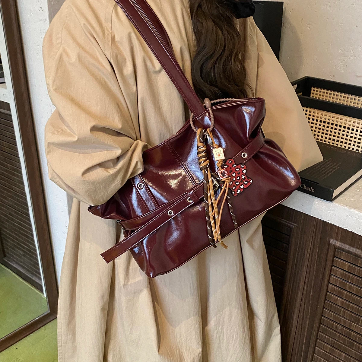 Korean-Style Casual Waxed Leather Large-Capacity Tote Bag,