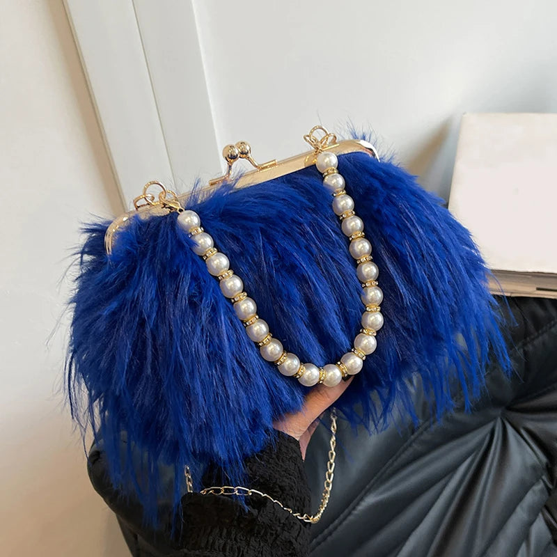 Large Capacity Lock Buckle Shoulder Crossbody Bag