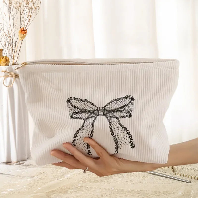 Charming Heart Pattern Lightweight Zipper Makeup Bag