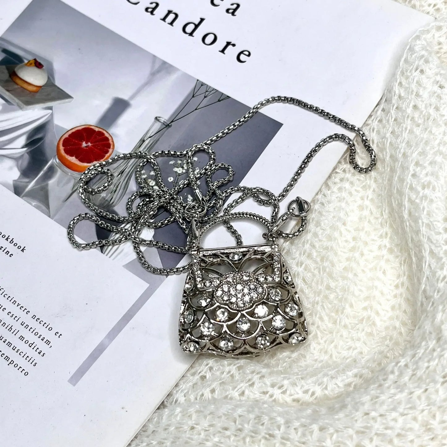 Designer Hollowed Out Heart- Shaped Dinner Bags for Women