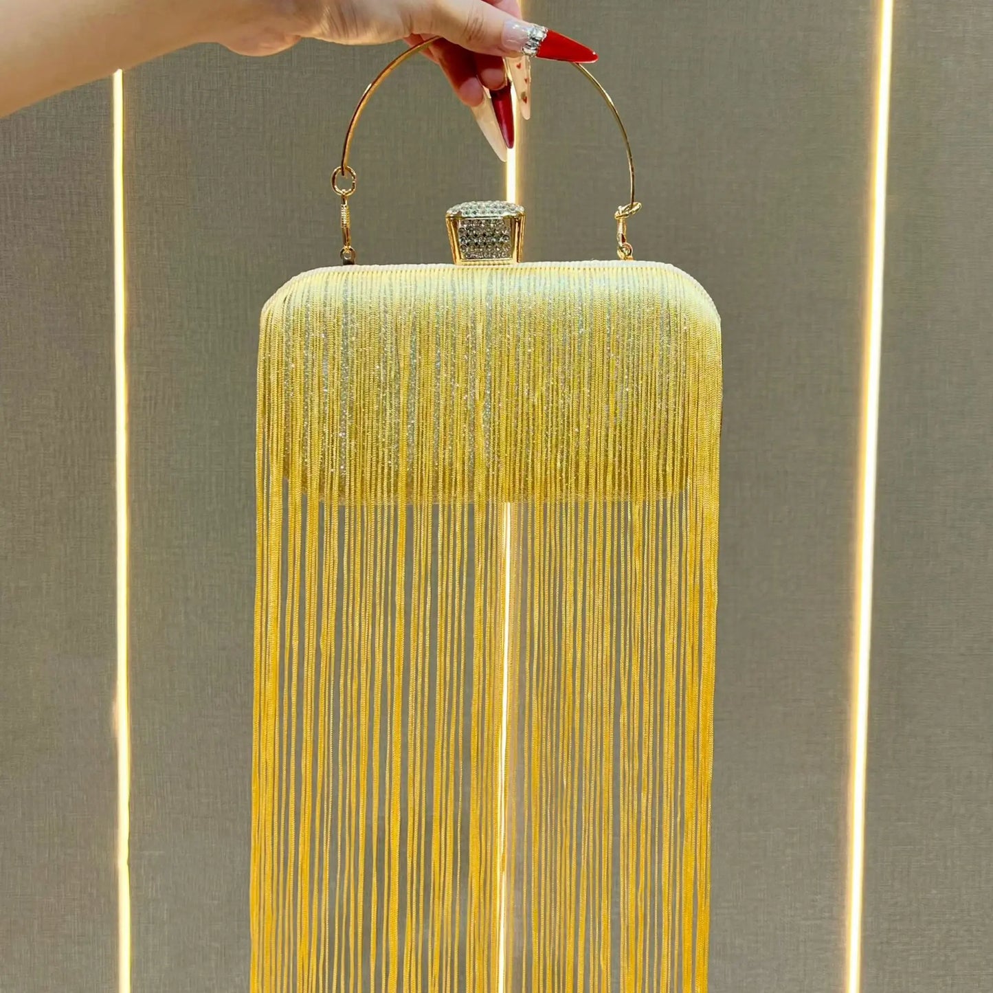 Metal Frame Shell Handbags Female Pearl  Women Shoulder Long Tassel Bags