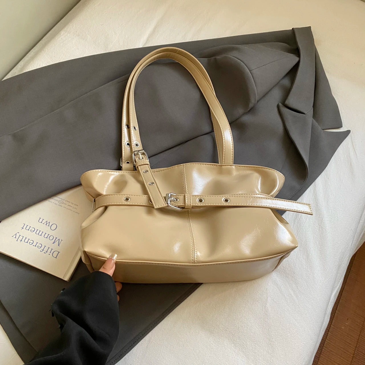 Korean-Style Casual Waxed Leather Large-Capacity Tote Bag,