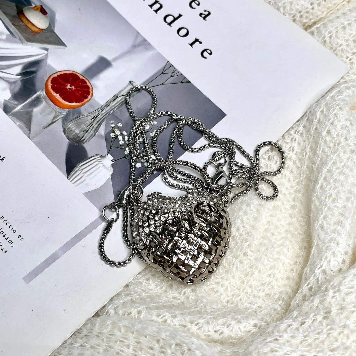 Designer Hollowed Out Heart- Shaped Dinner Bags for Women