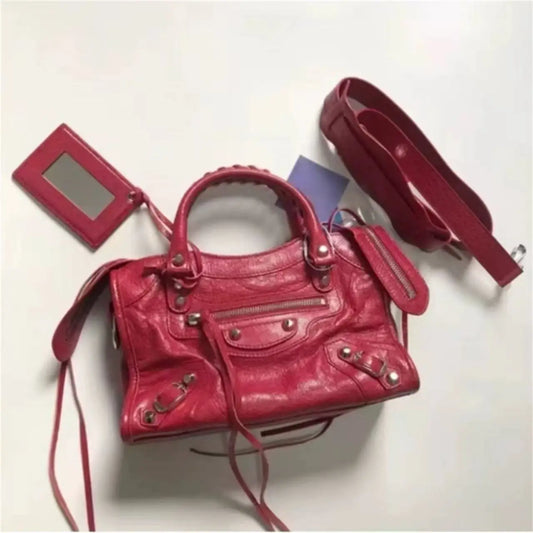 Parisian Rivet Motorcycle Bag Spicy Girl Retro High-End Feel Pillow Crossbody Bag