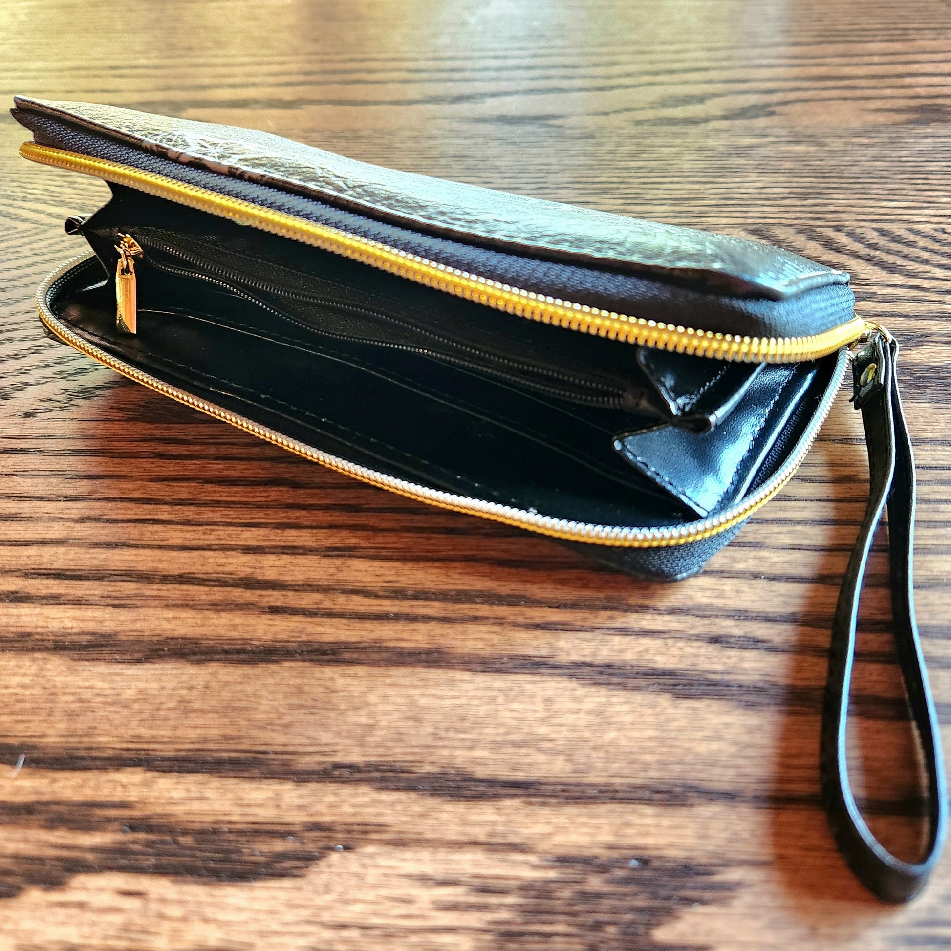 Wristlet Wallet - "EOD Master Badge"